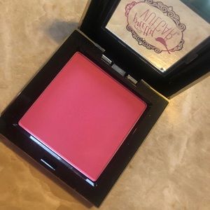 Pretty Vulgar Blush